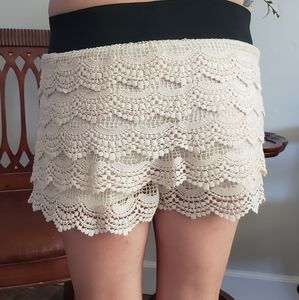 Lace shorts